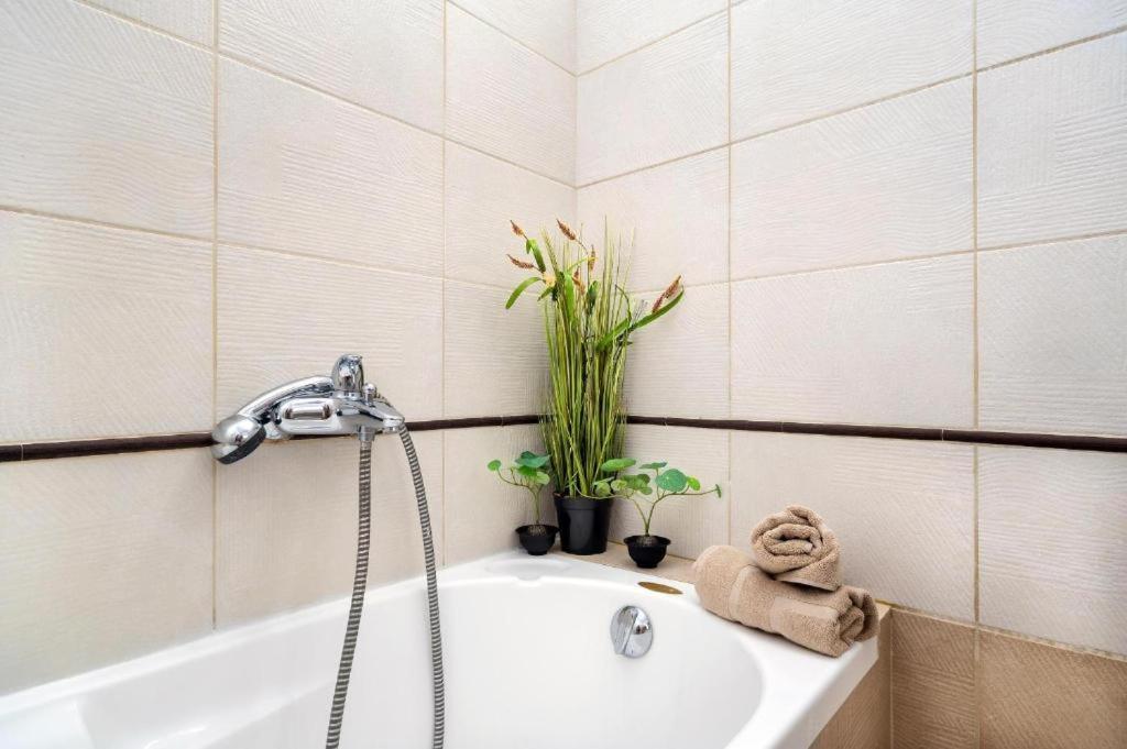 Luxury Town Center Suite Apt A2 Heraklion  Ngoại thất bức ảnh